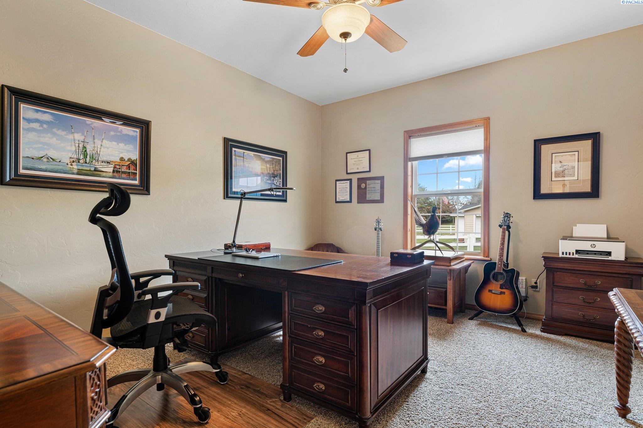 6004 Glenbrook Loop