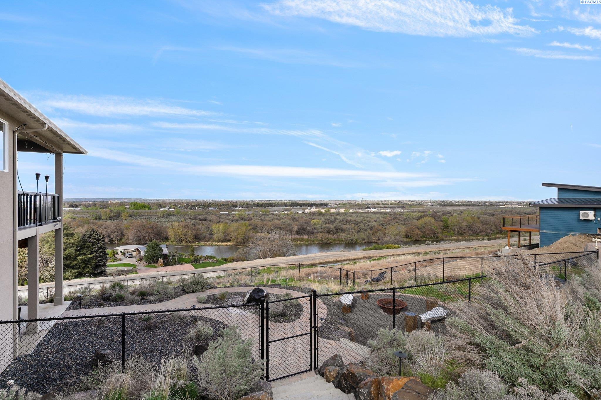 396 Columbia Park Trl