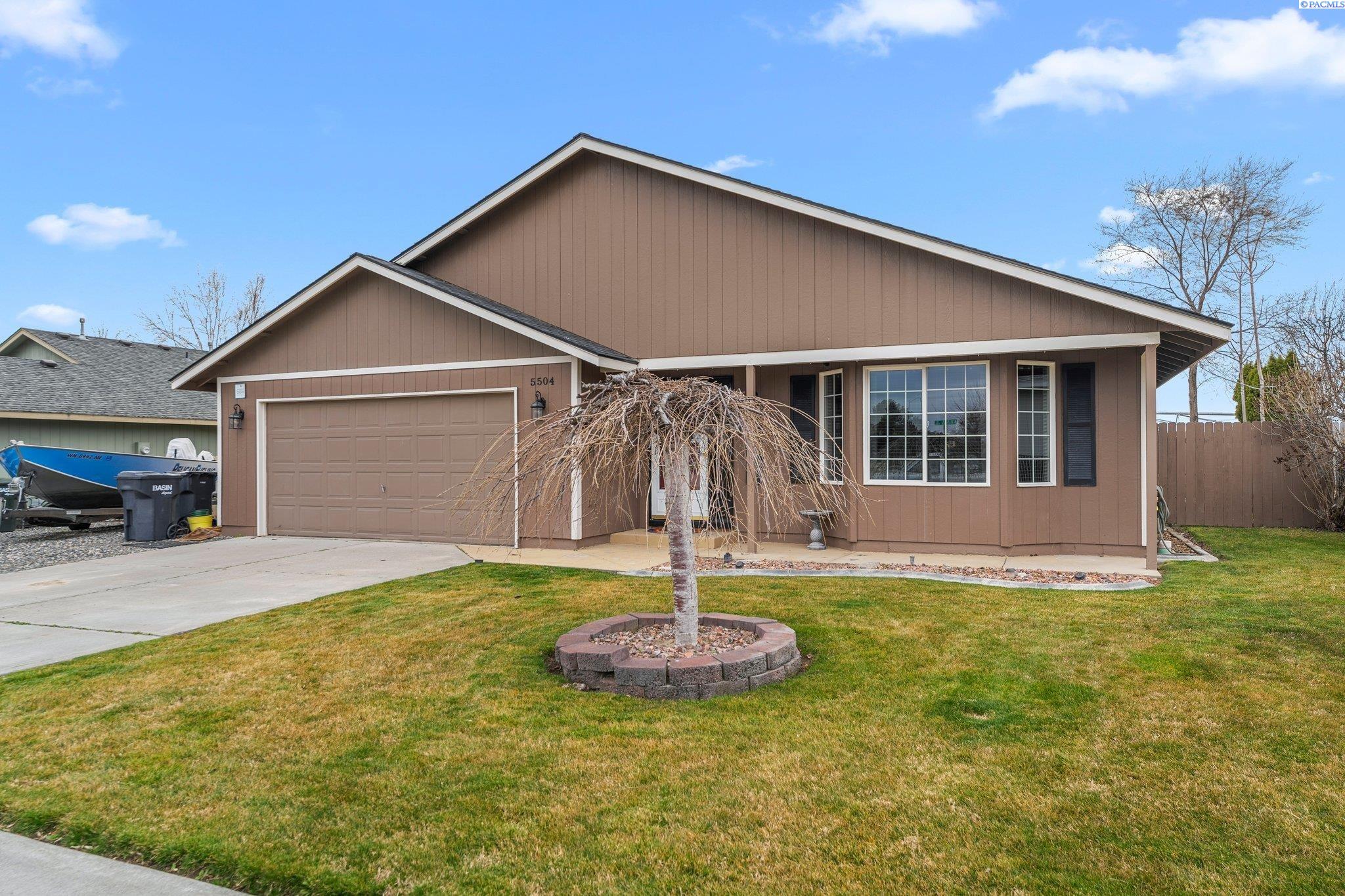 5504 Koufax Ln