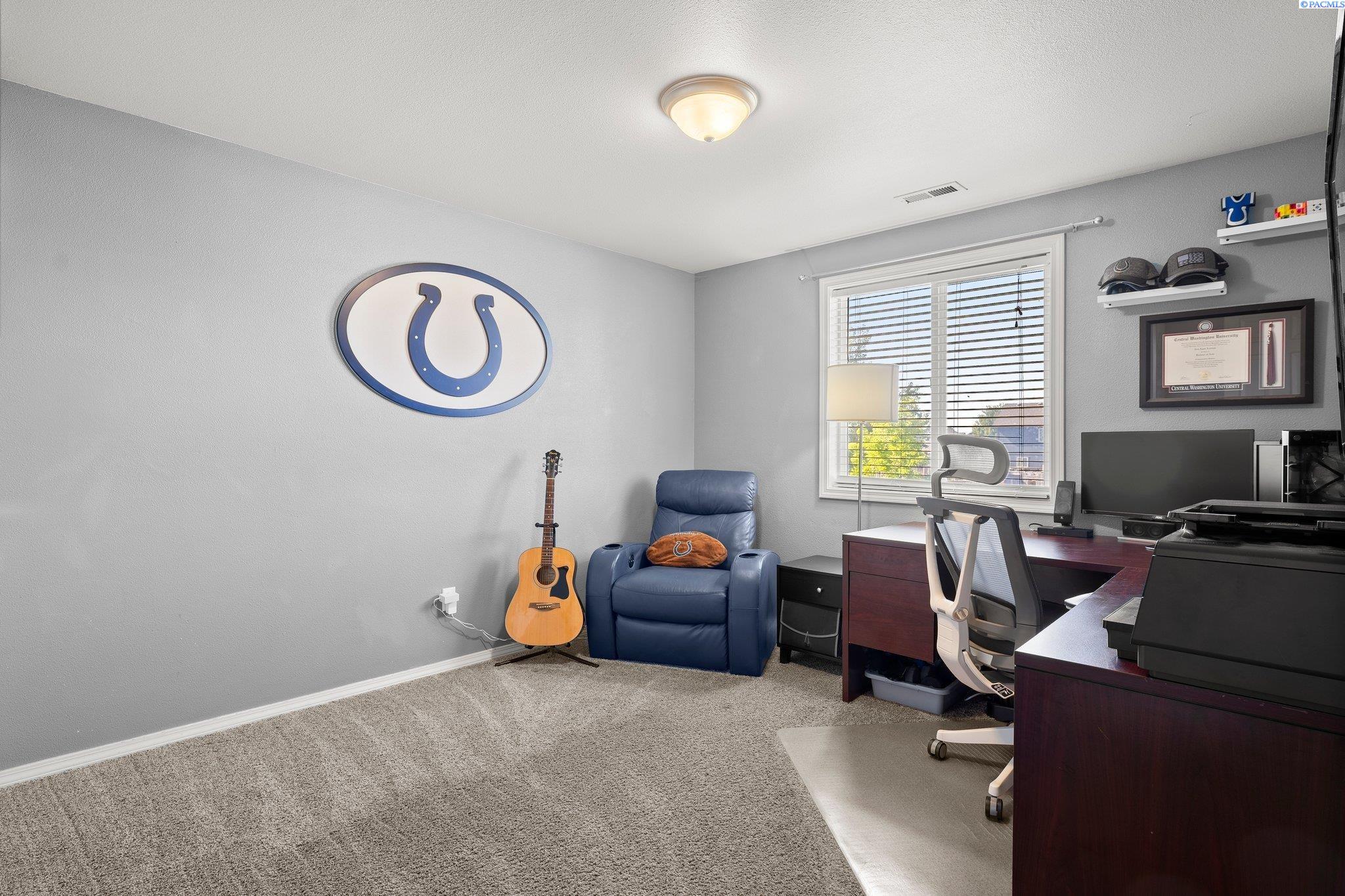 6419 Robinson Drive