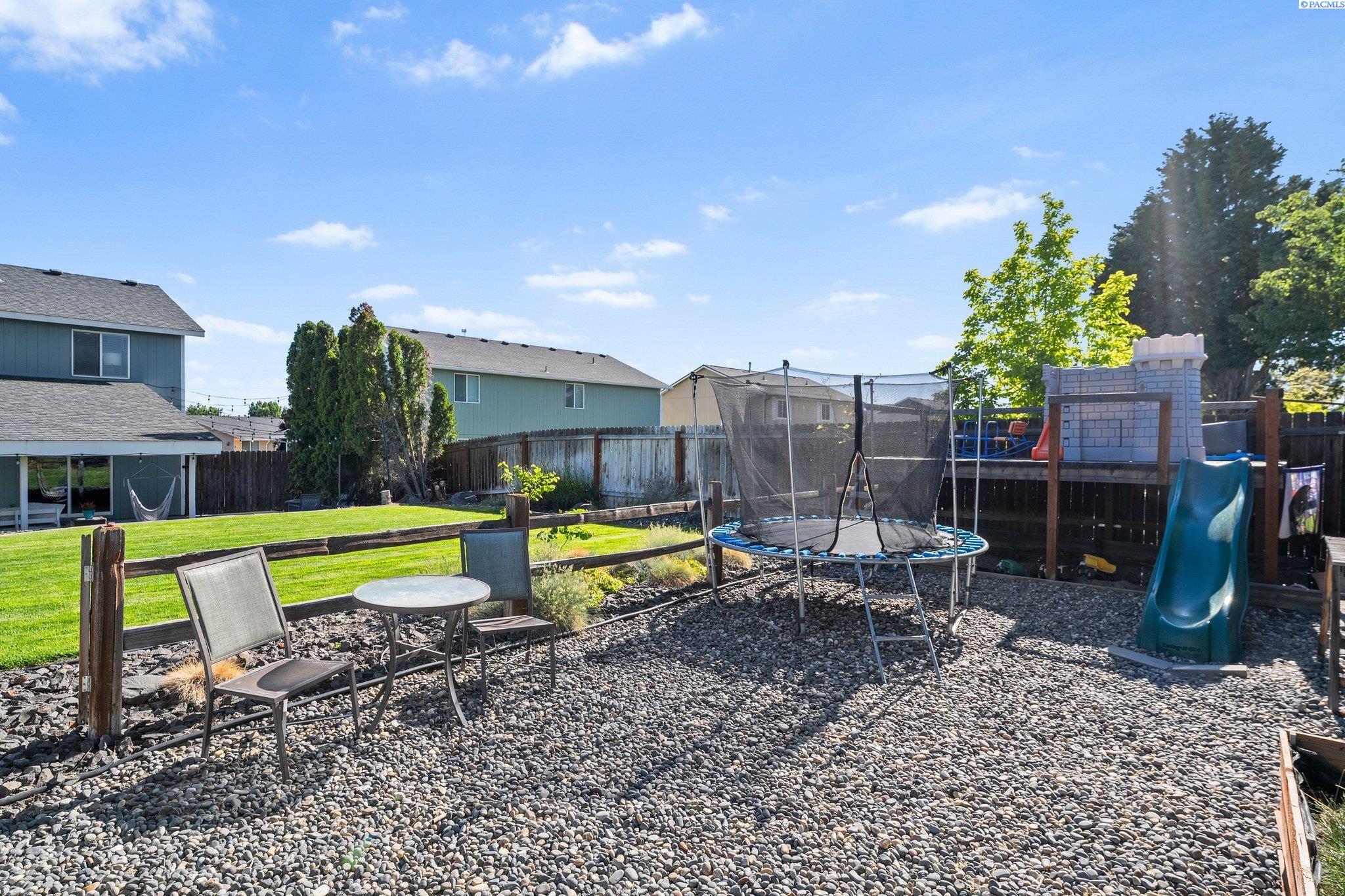 6419 Robinson Drive