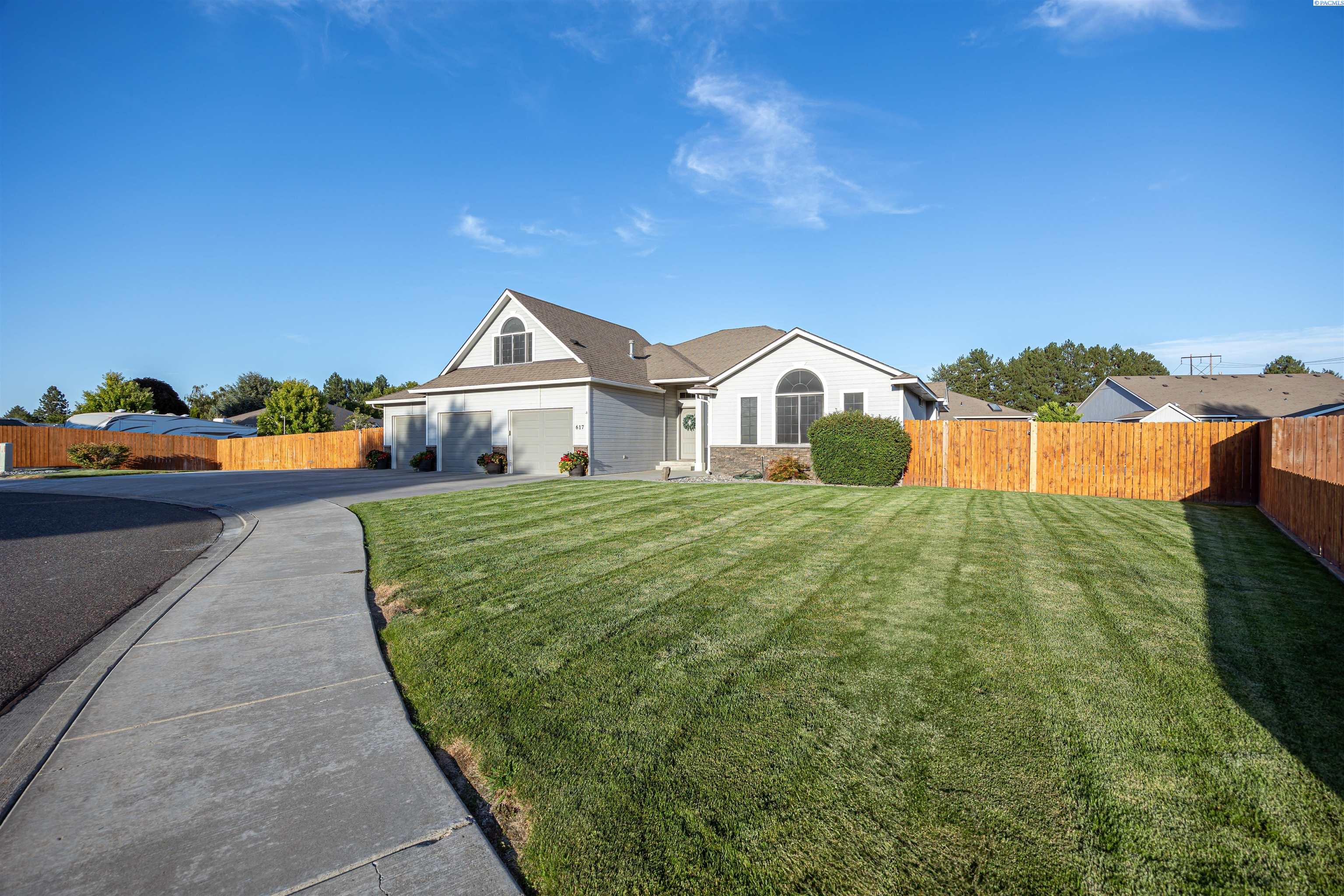 617 S Young Ct