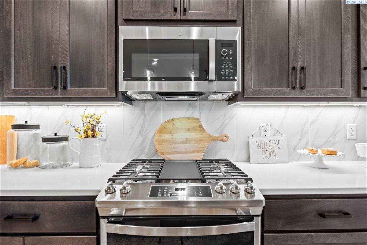 8813 Dusty Maiden Dr