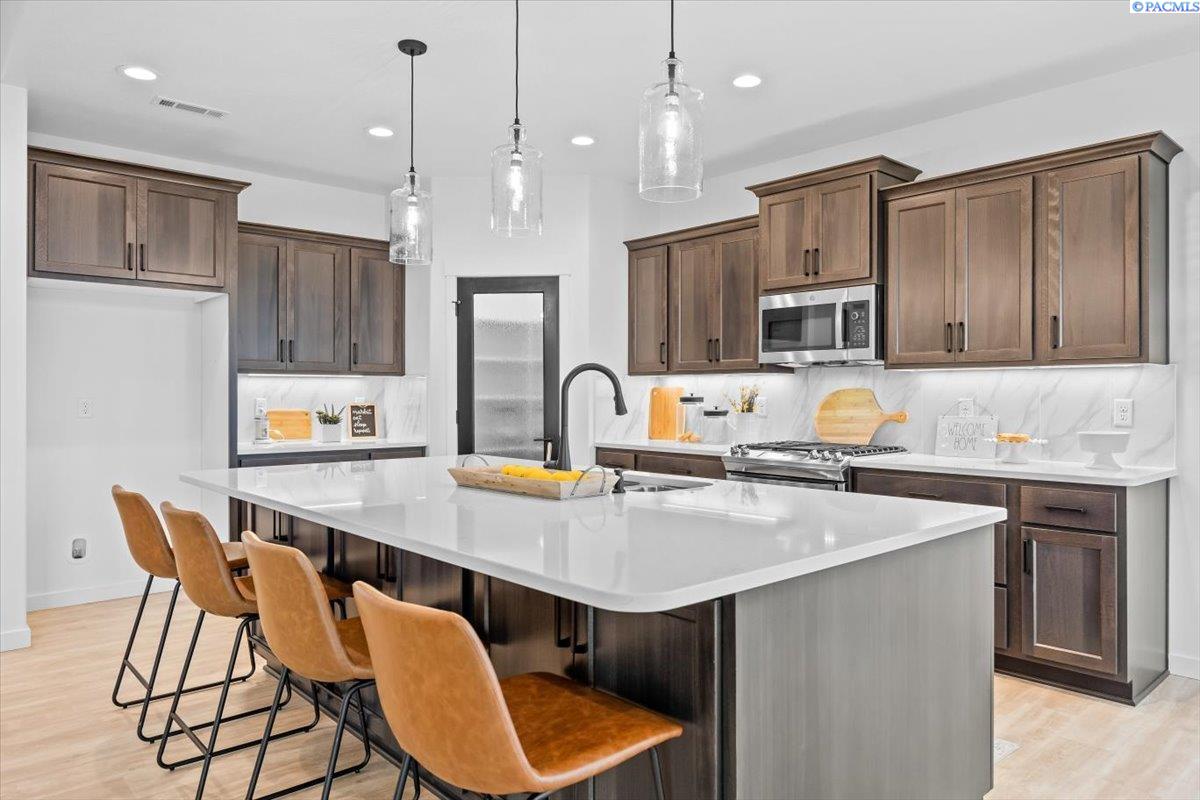 8813 Dusty Maiden Dr