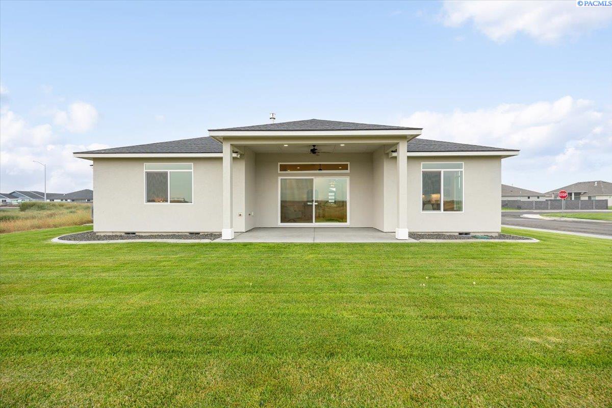 8813 Dusty Maiden Dr