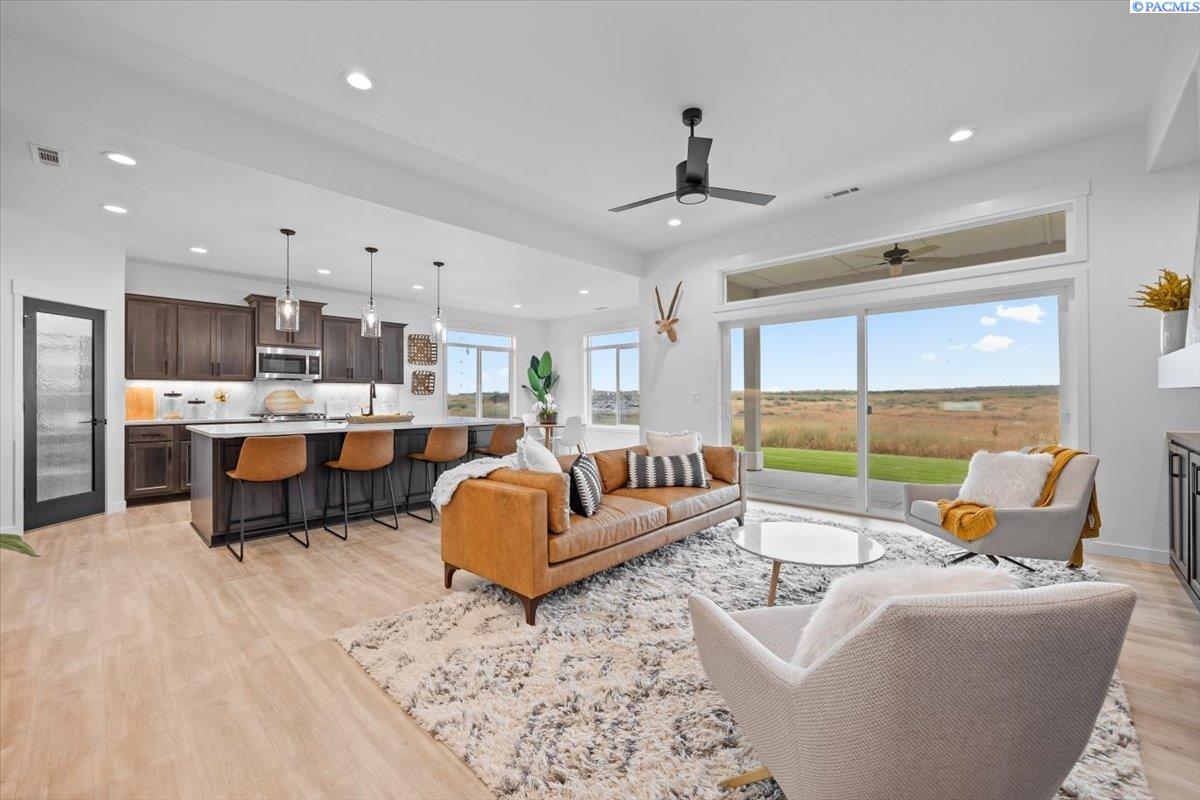 8813 Dusty Maiden Dr