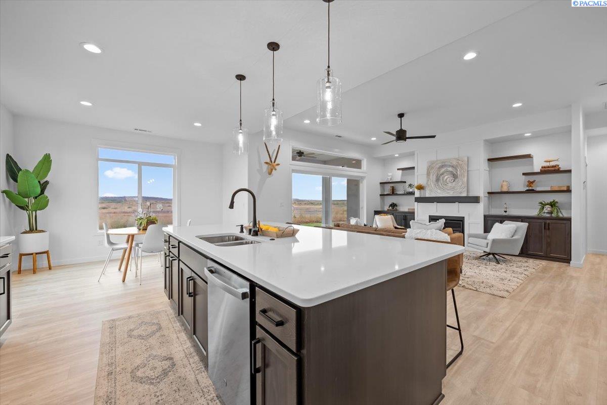 8813 Dusty Maiden Dr