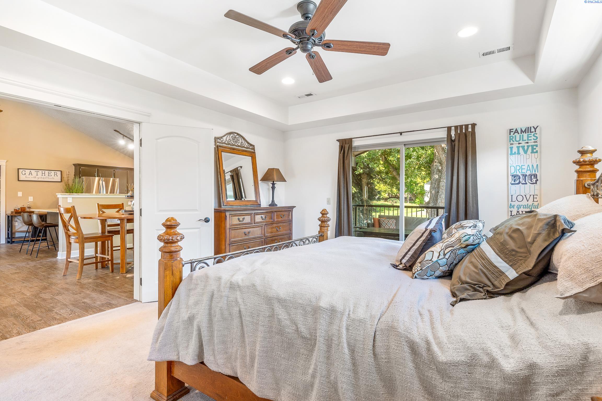 9021 Sunset Trail