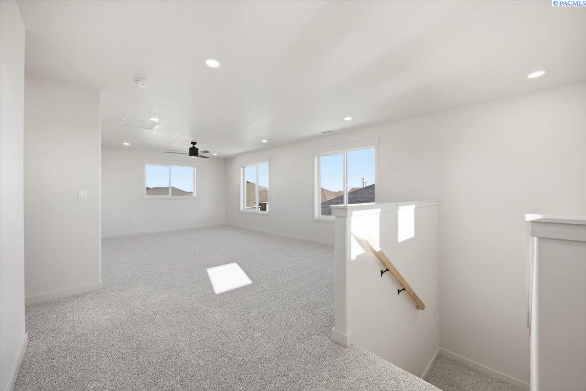 8801 Silver Mound Dr