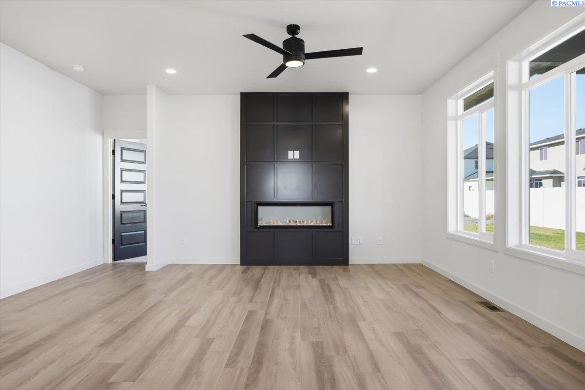 8801 Silver Mound Dr