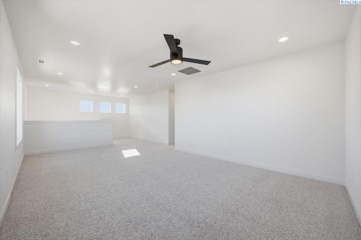 8801 Silver Mound Dr