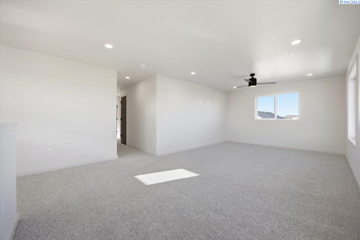 8801 Silver Mound Dr