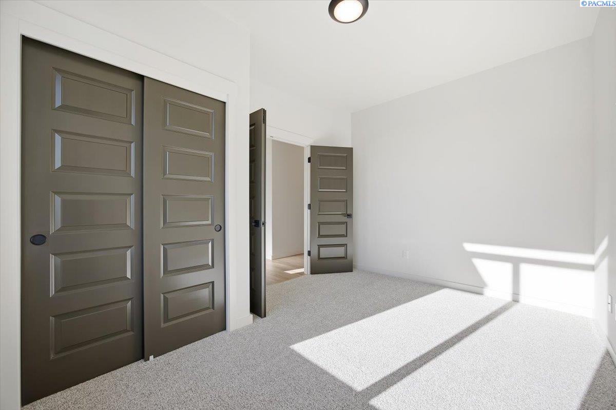 8801 Silver Mound Dr