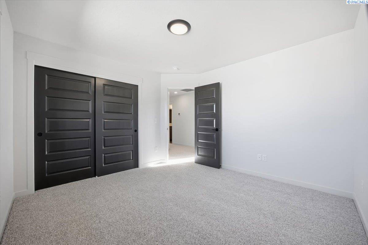 8801 Silver Mound Dr