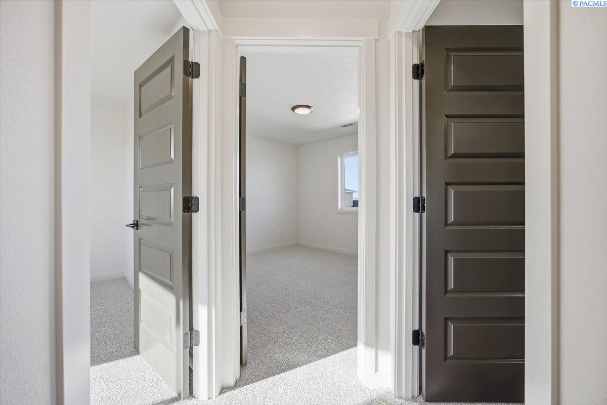 8801 Silver Mound Dr