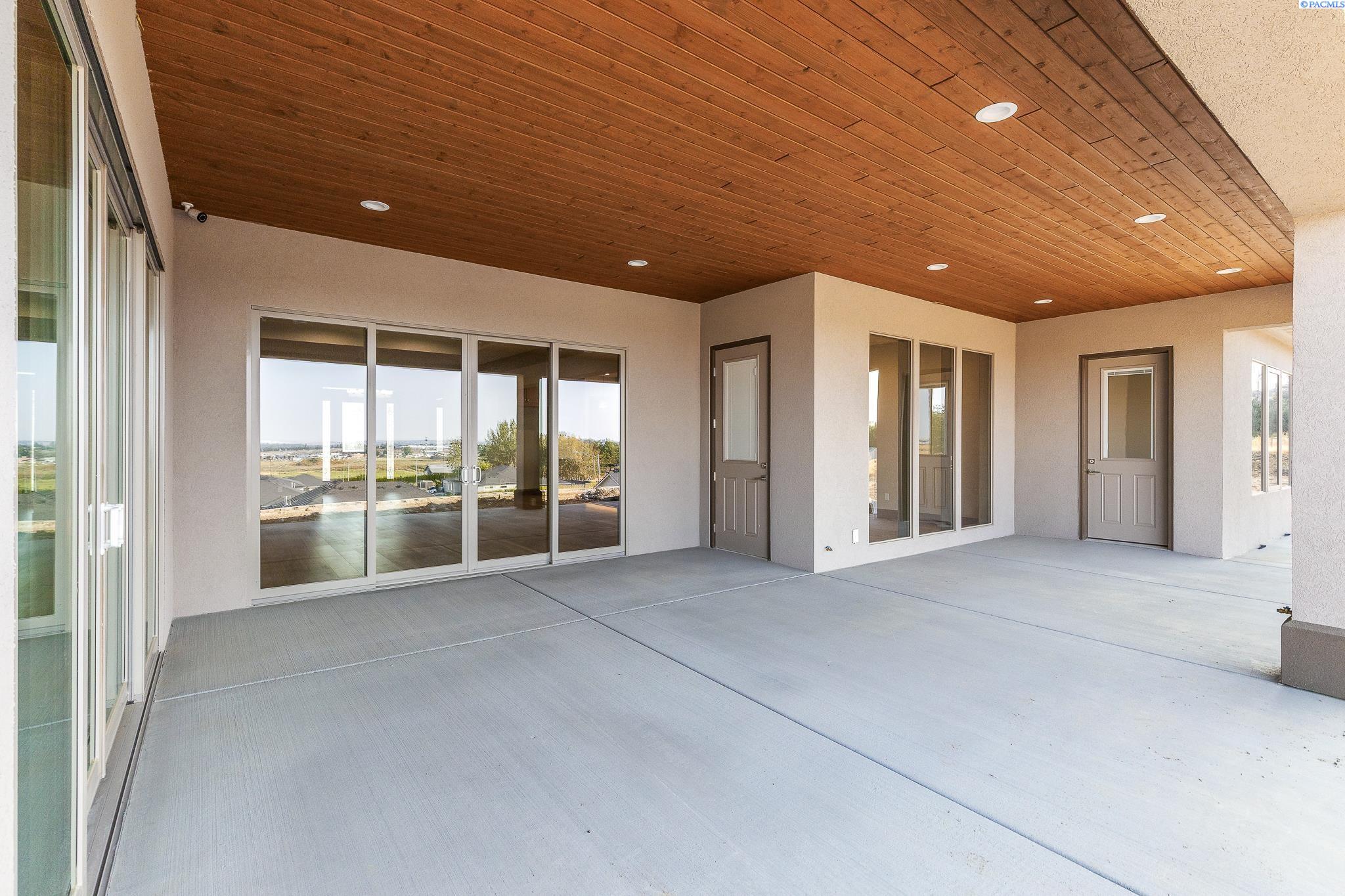1255 Jolianna Dr