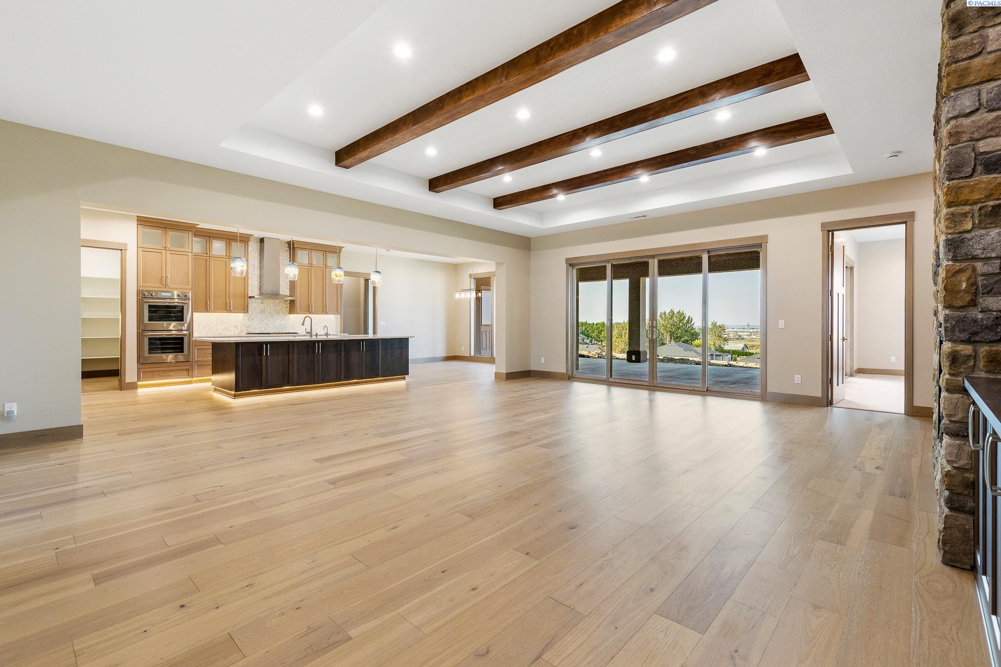 1255 Jolianna Dr