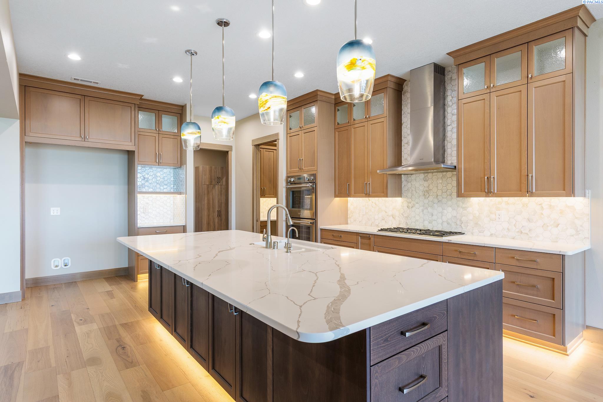 1255 Jolianna Dr