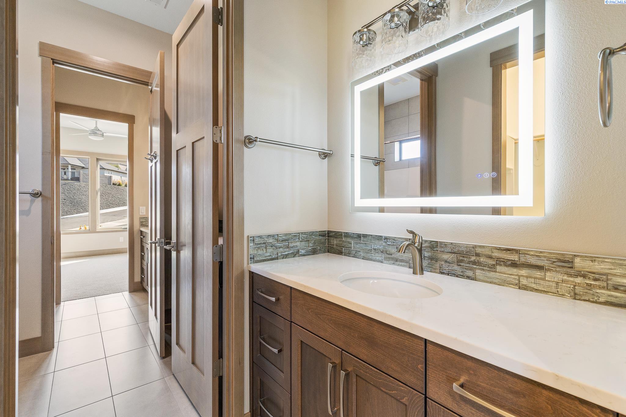1255 Jolianna Dr