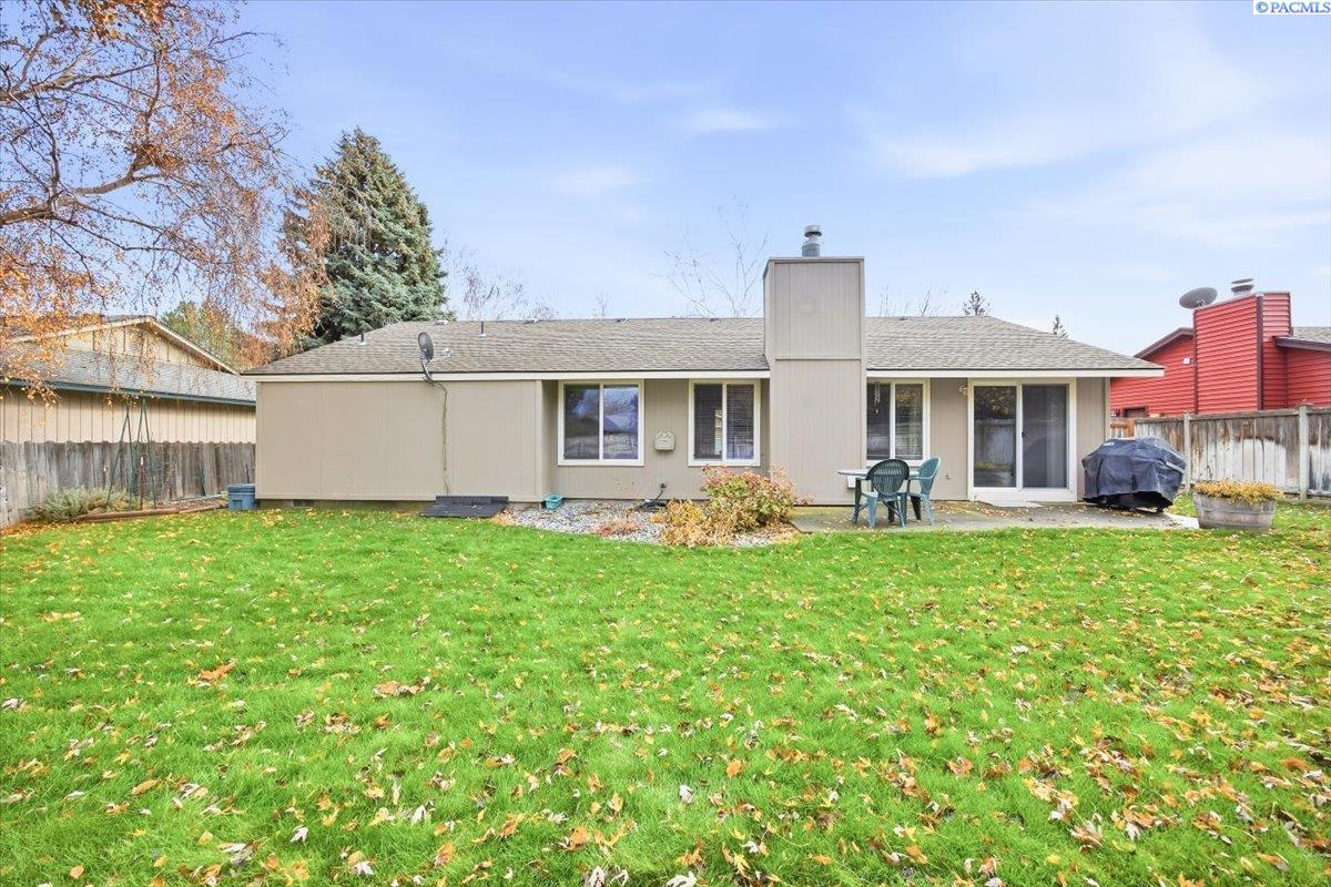 8518 W Deschutes Ave