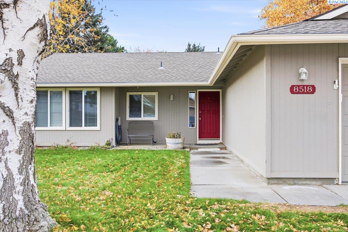 8518 W Deschutes Ave