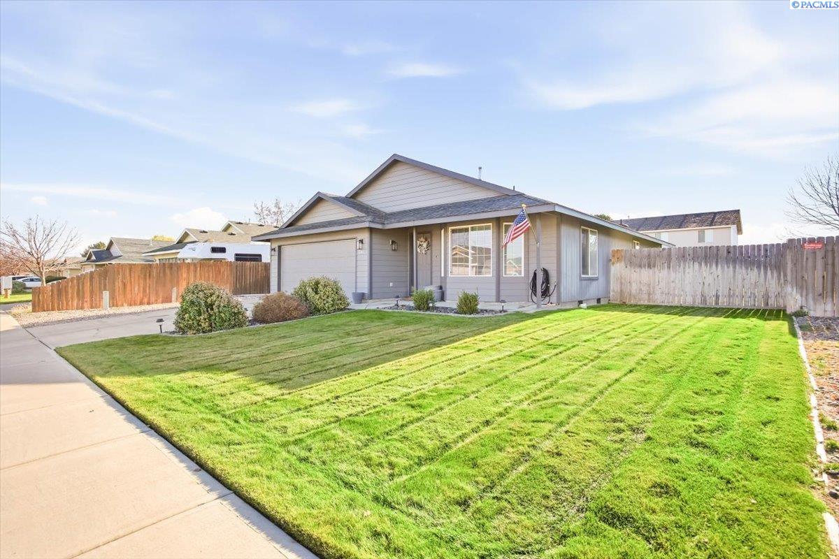 6608 Robinson Dr