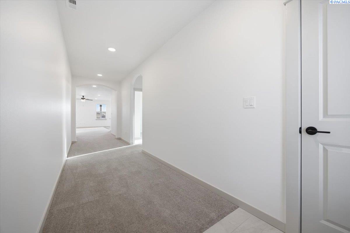 7369 W 25th Ave