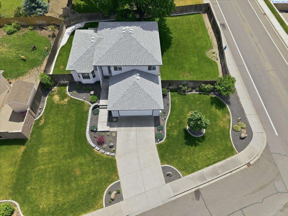 4314 Riverhill Dr