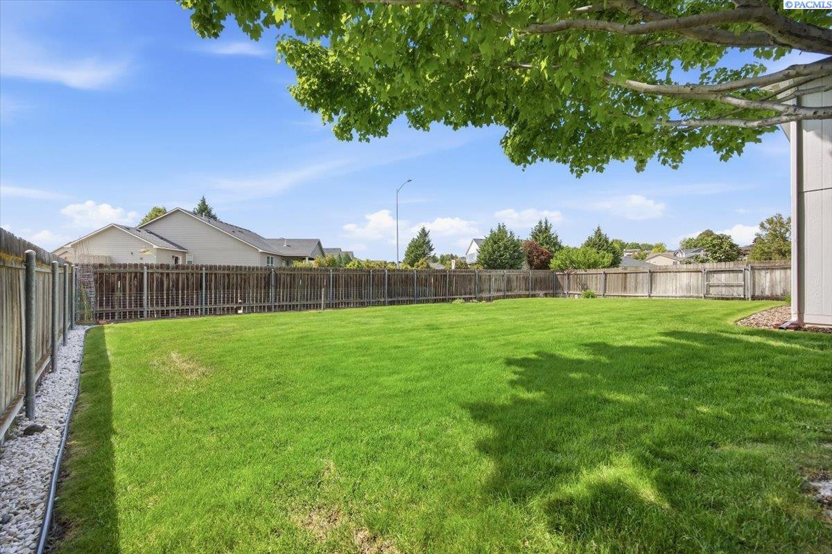 4314 Riverhill Dr