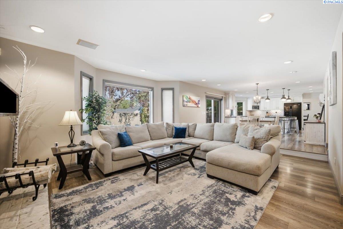 1401 Road 79