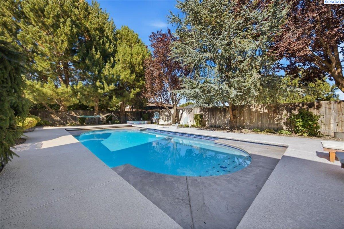 1401 Road 79