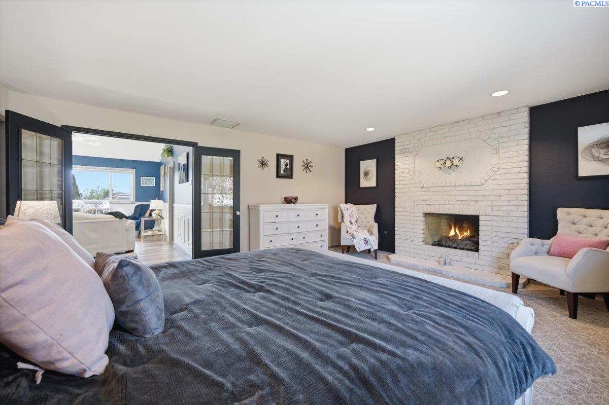 1401 Road 79