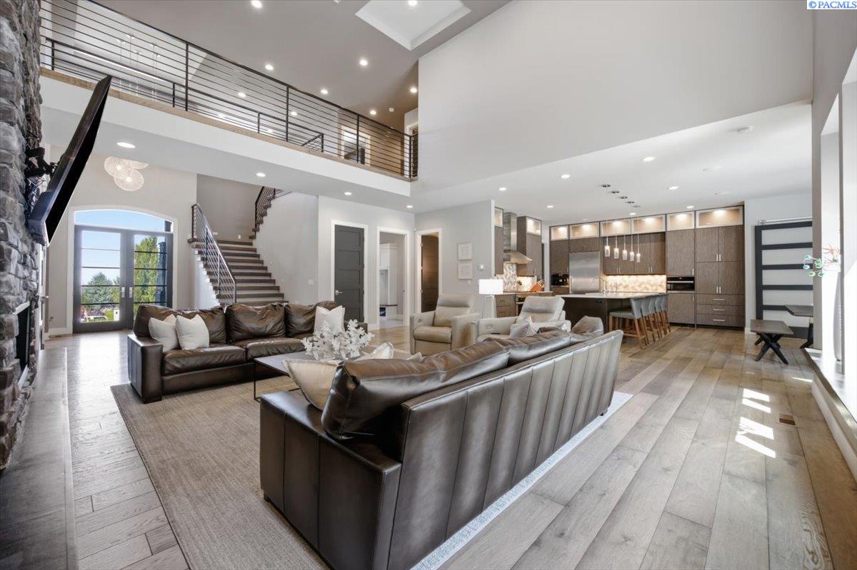 1150 Halter Ct