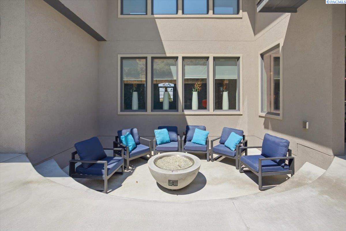 1150 Halter Ct