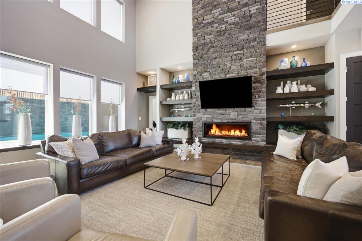 1150 Halter Ct