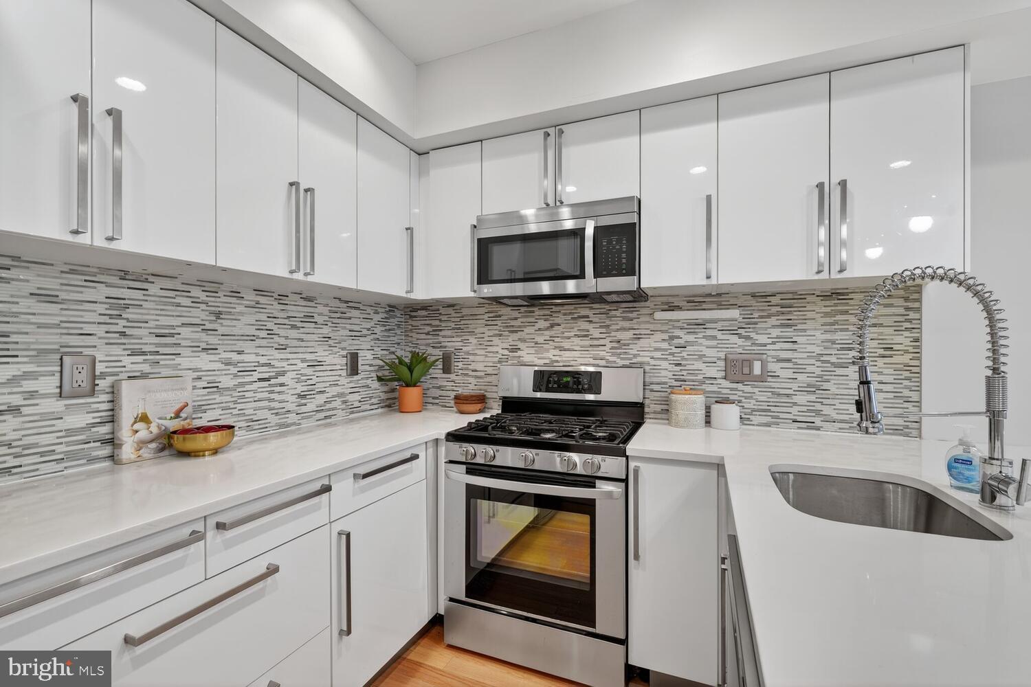 1306 8TH STREET NW 1