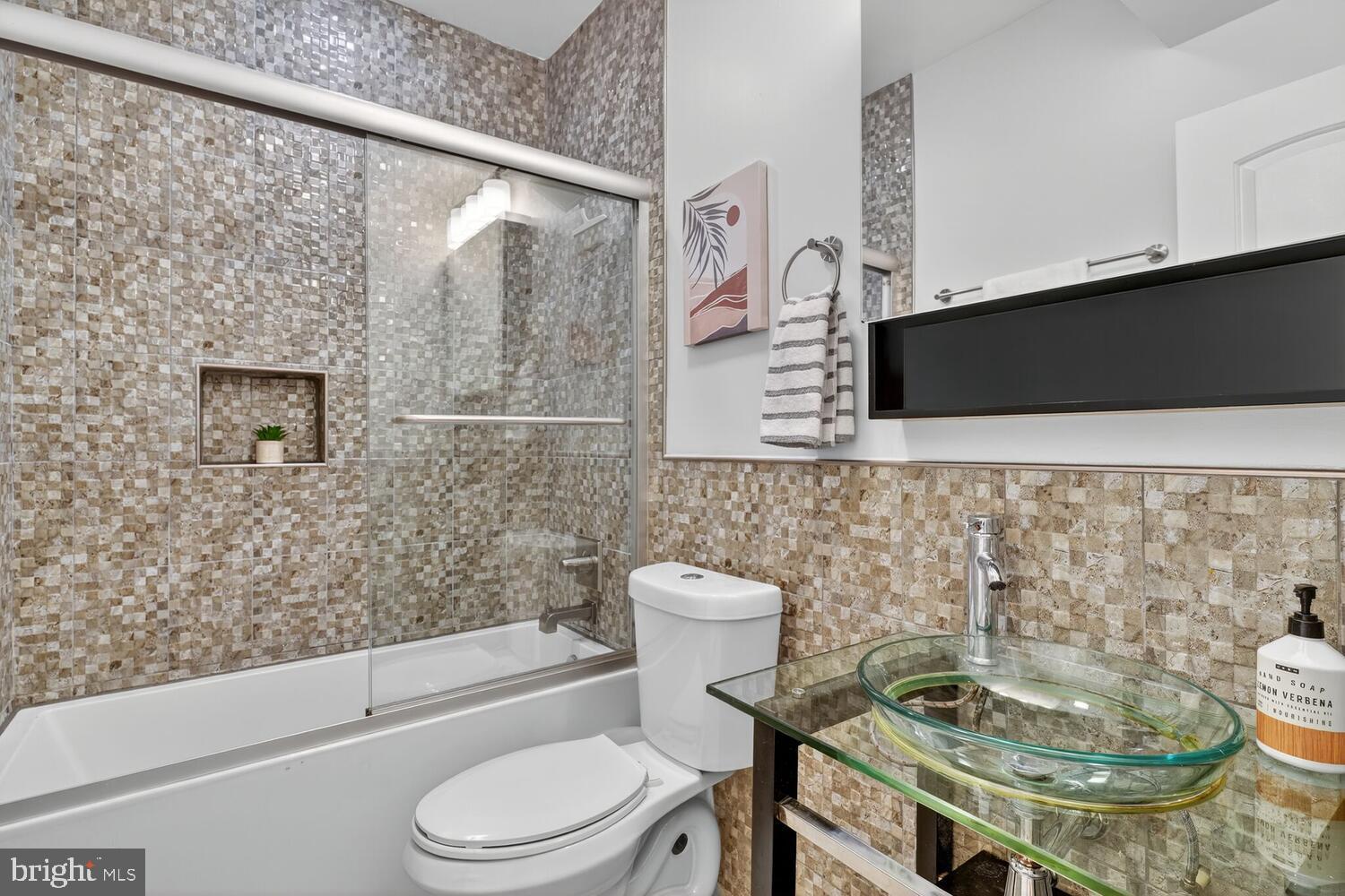 1306 8TH STREET NW 1