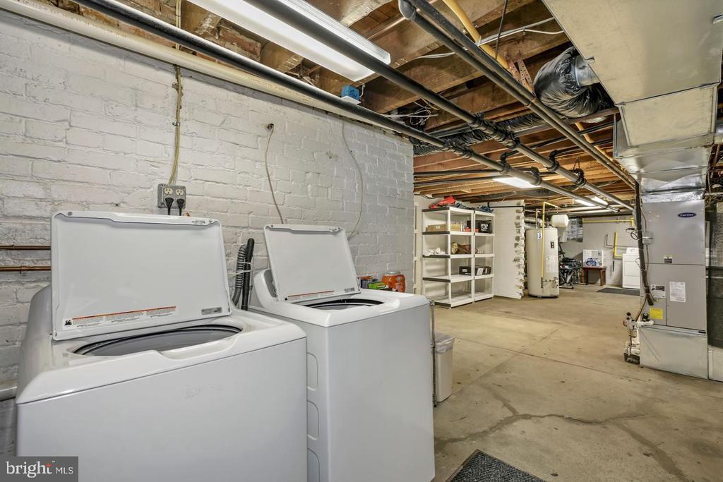 2610 CATHEDRAL AVENUE NW Unit: 3