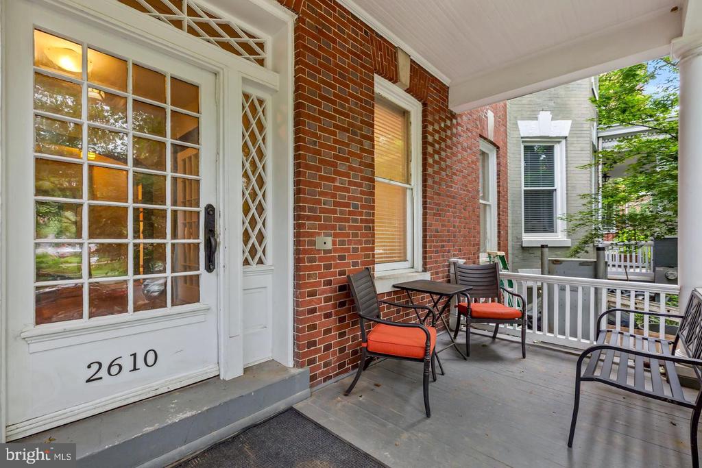 2610 CATHEDRAL AVENUE NW Unit: 3