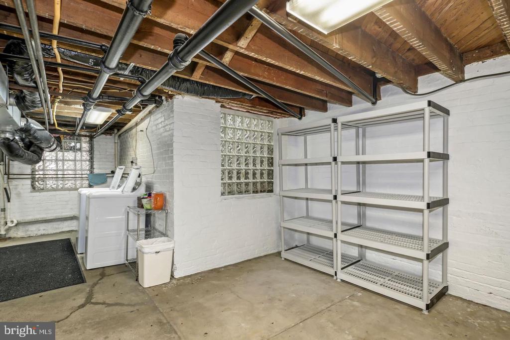 2610 CATHEDRAL AVENUE NW Unit: 3