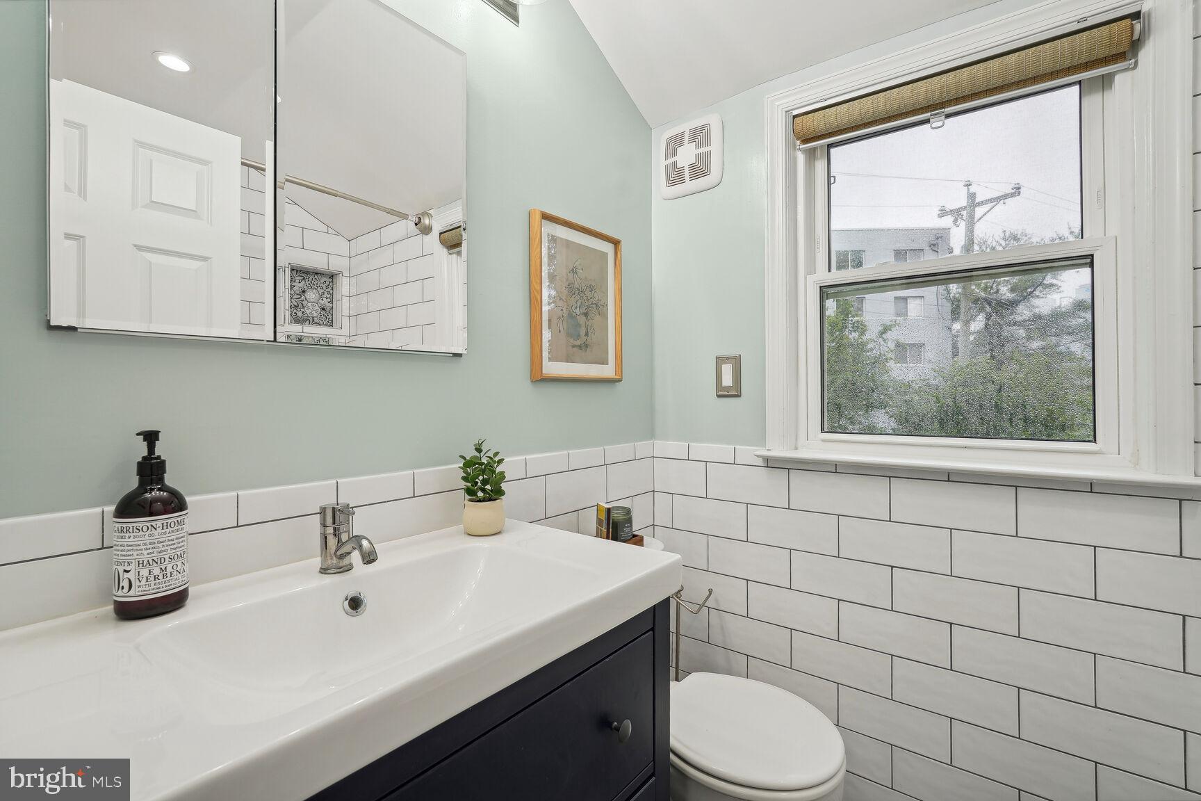 304 S Glebe Rd