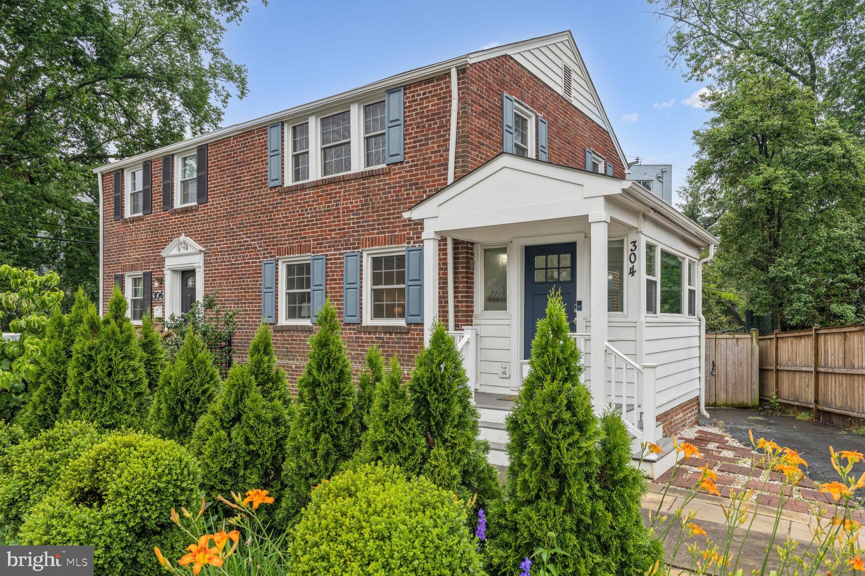 304 S Glebe Rd