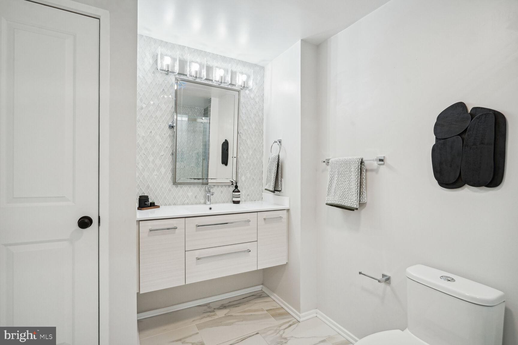 3409 Wilson Blvd #611