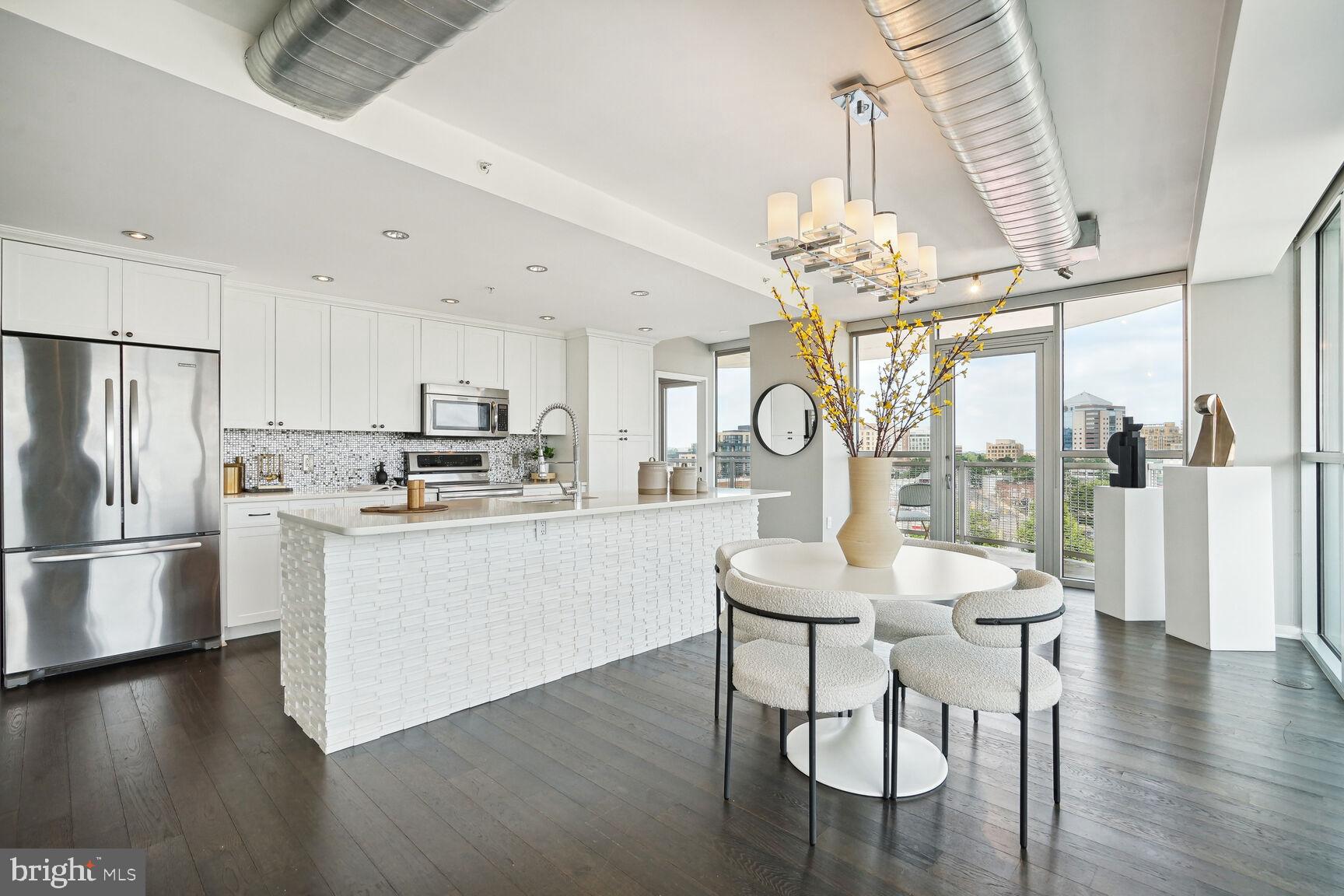 3409 Wilson Blvd #611