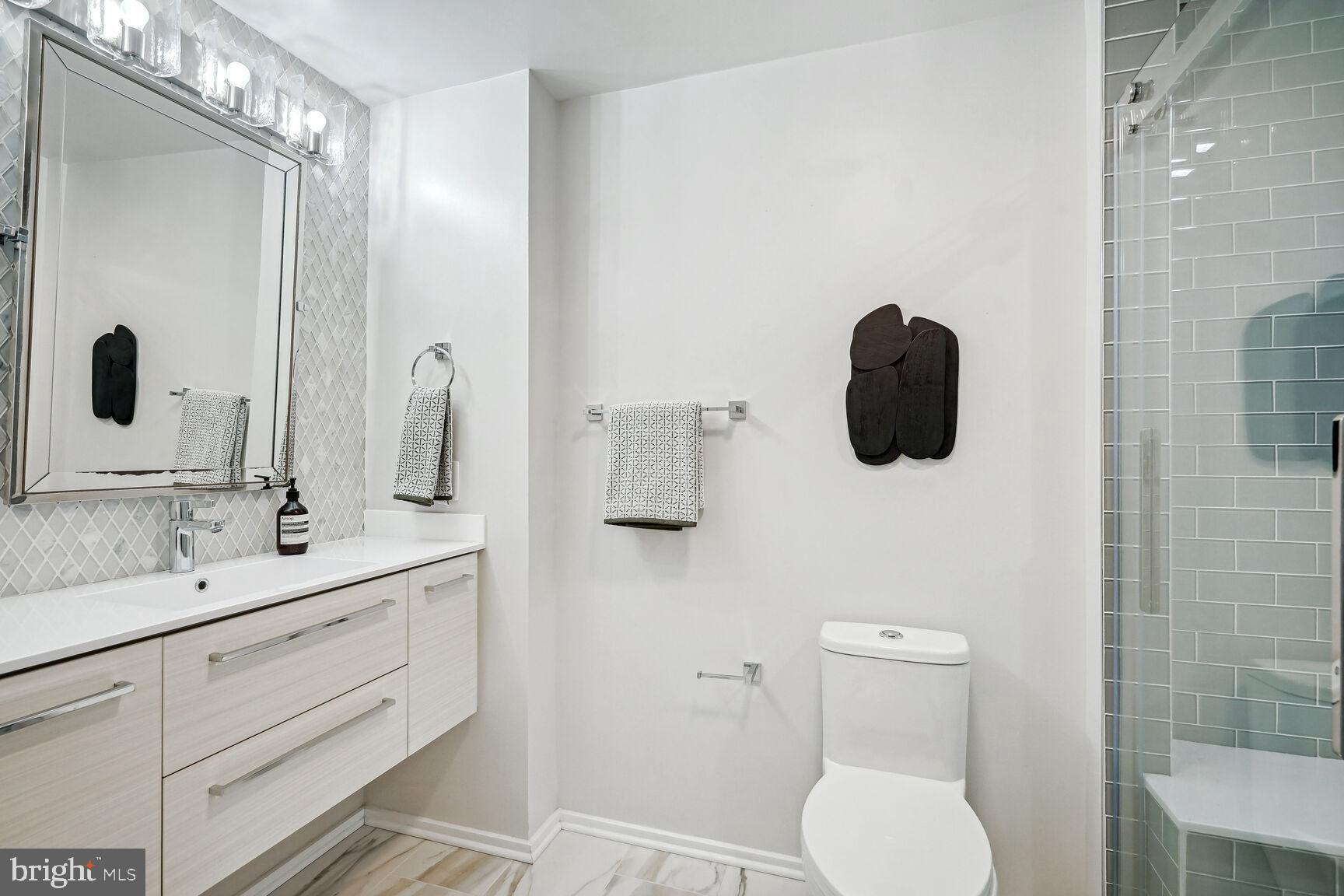 3409 Wilson Blvd #611