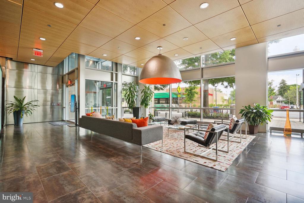 3409 Wilson Blvd #611