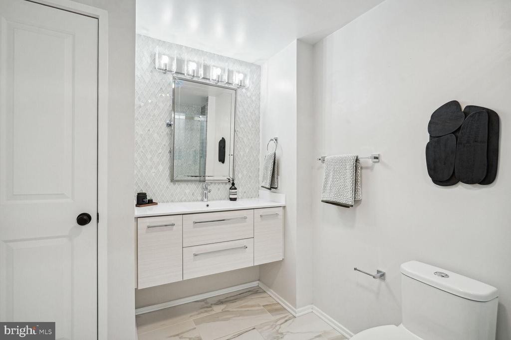 3409 Wilson Blvd #611