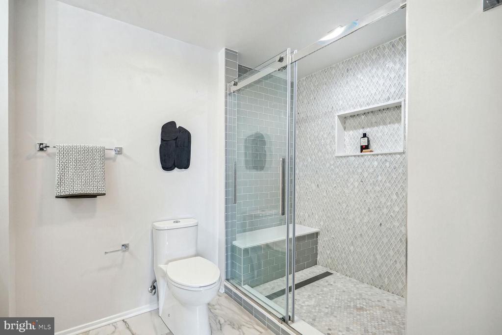 3409 Wilson Blvd #611