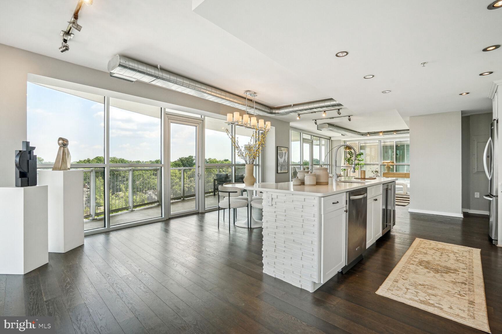 3409 Wilson Blvd #611