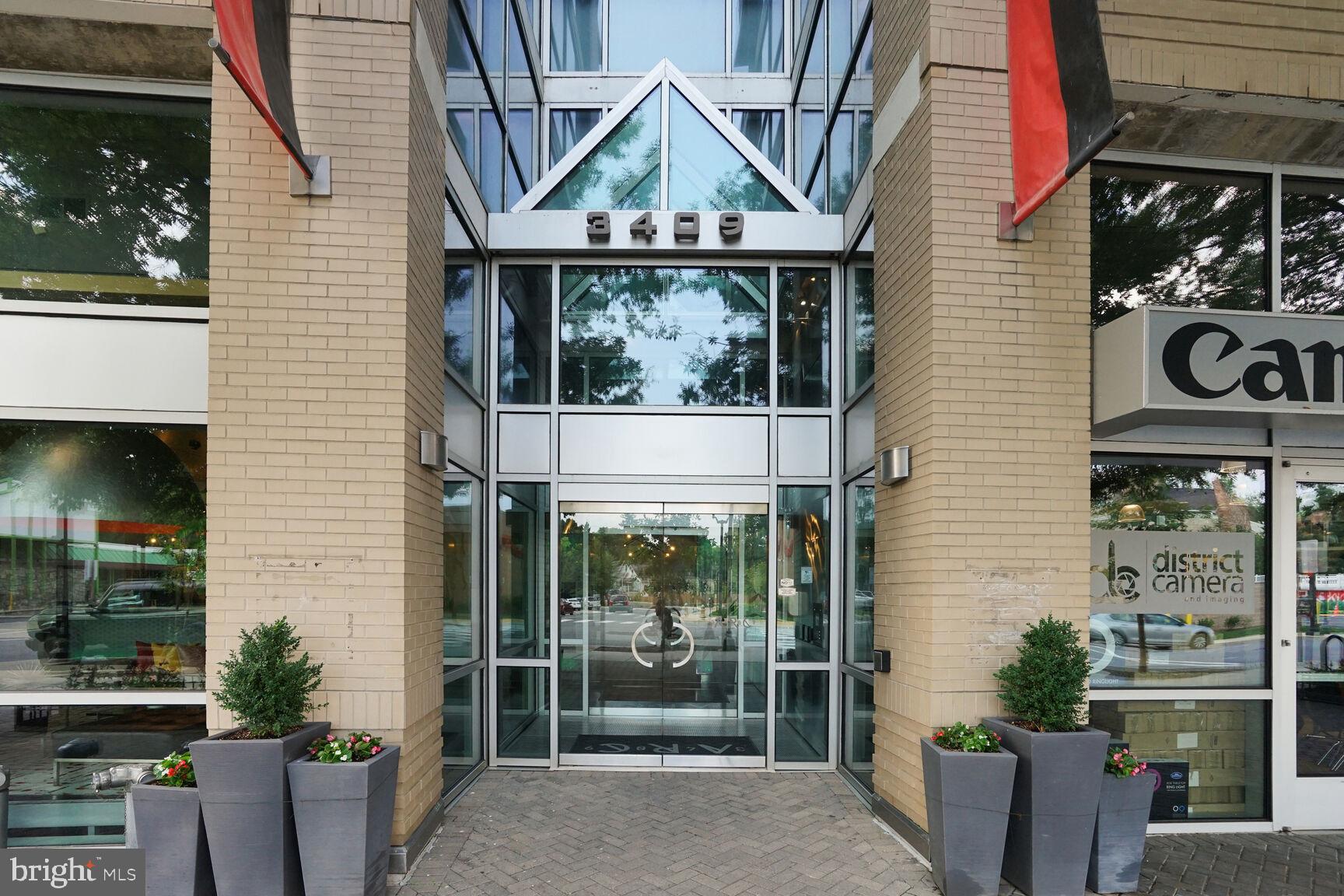 3409 Wilson Blvd #611